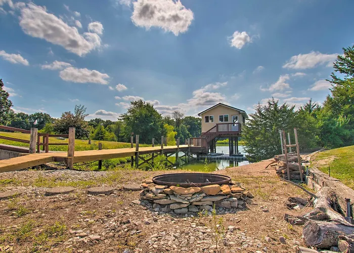 Idyllic Mt Sterling Retreat W/ Private Lake! Buckhorn