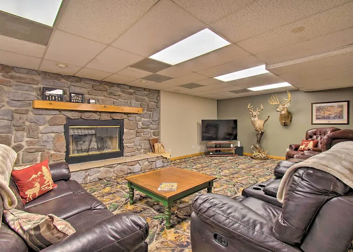 Idyllic Mt Sterling Retreat W/ Private Lake! Buckhorn